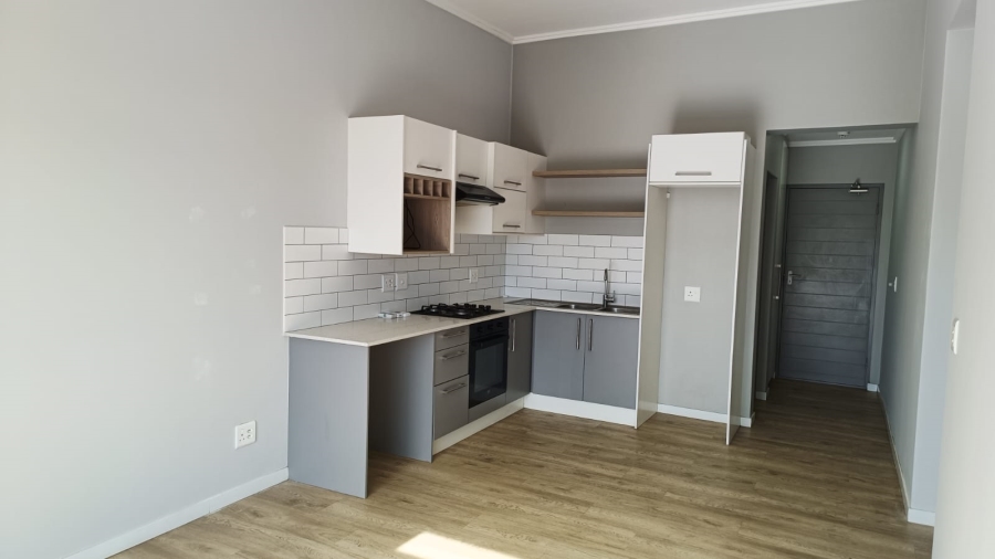 1 Bedroom Property for Sale in Table View Western Cape